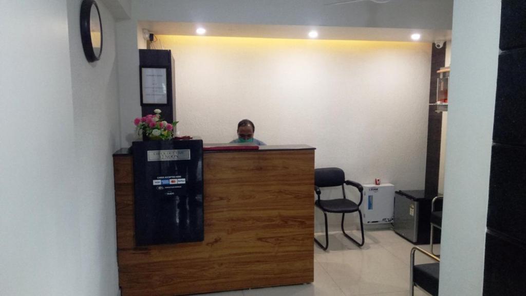 Alankrita Suites & Party Halls Meerut Eksteriør bilde
