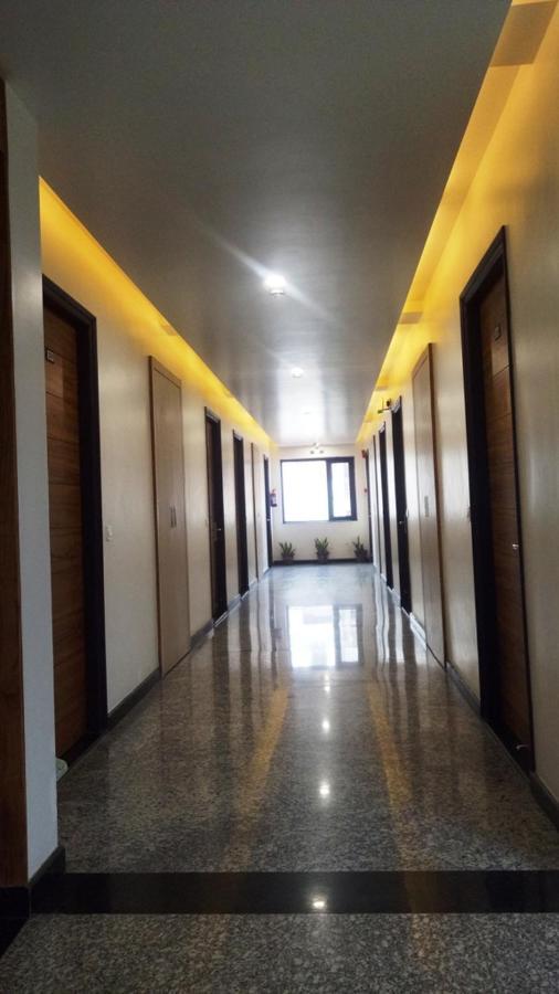 Alankrita Suites & Party Halls Meerut Eksteriør bilde