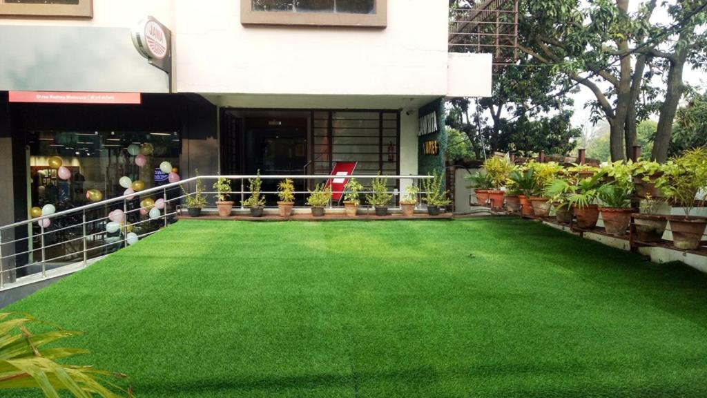 Alankrita Suites & Party Halls Meerut Eksteriør bilde