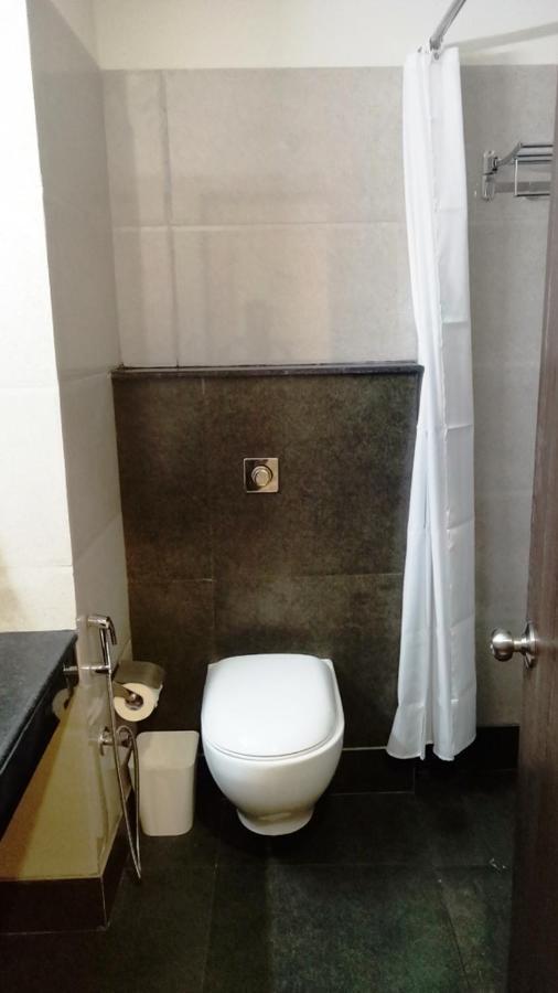 Alankrita Suites & Party Halls Meerut Eksteriør bilde